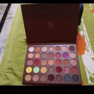 Huda Girl 35 Bronze Eyeshadow Palette