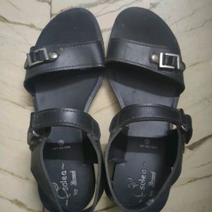 Paragon Sandals