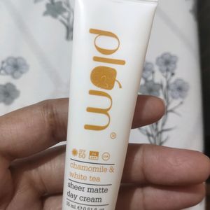 PLUM MATTE SUNSCREEN