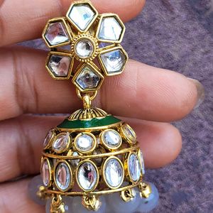 Gray Kundan Jhumka Set