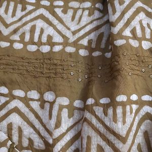 Pure Reyon Cotton Batik Print With Thread Work