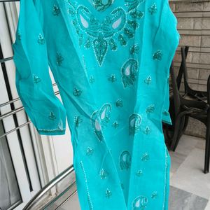 Ferozi Pure Lucknowi Kurta!