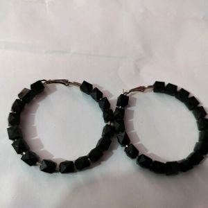 Eye Catchy Black Beads Hoops