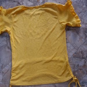 Crop Top With Beautiful Yellow Colour And Shimmar