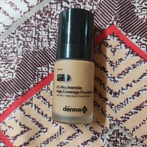 The DermaCo Foundation Shade caramel 04