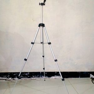 Tripod ( Mobile Stand)