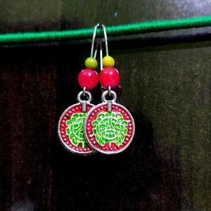 Light Weight Kidney Hook Earrings