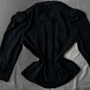 New Korean Black Puff Shoulder Shirt