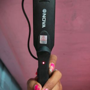 Nova Hair Straightener