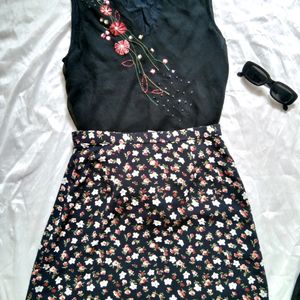 Cute Flower Print Skirt