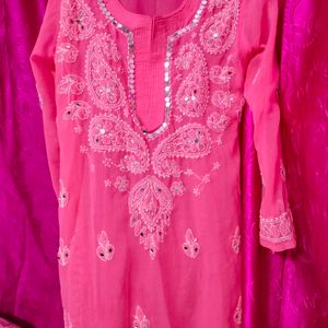 Beautiful Chikankari Kurti