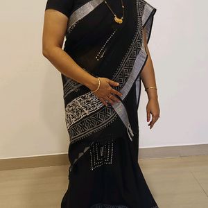 Black And White Linen Saree