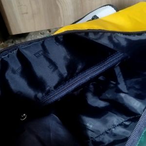 Tommy Hilfiger Polyester Duffle Bag