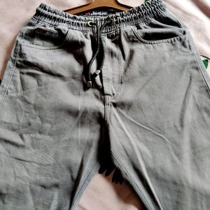 Short Nikkar For Boys. Size Issue So I Want To Sel