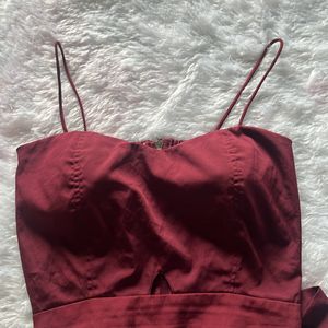 stunning wine criss crop top