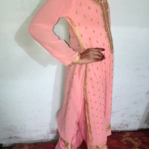 New Stylish Daily Wear Kurta Set For Girls And Wom