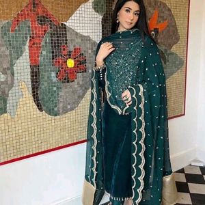 New Standard Pakistani Poshaq Dresses Beautiful Dr