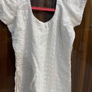 Chikankari Kurthi