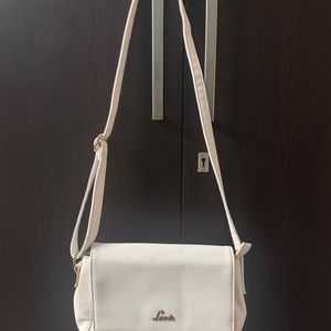 Lavie White Sling Bag