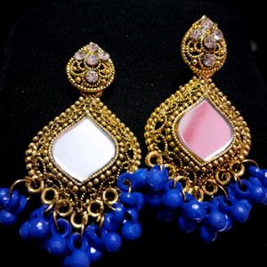 Beautiful Golden-Mirror Work Earring ✨