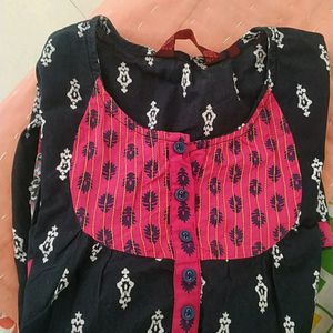 Short Kurti, Used But It's Good Condition