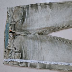 Price Reduce 🥳🥳Good Condition Jeans Pant