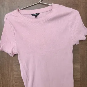 Light Pink Fit Top From Zudio Size L