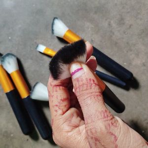 Kabuki Brush Set