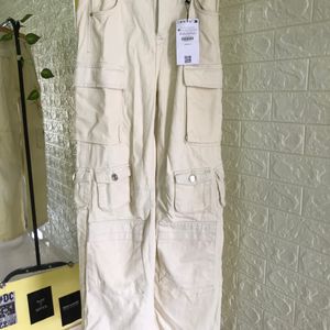 Bershka MultiPocket Cargo Pant