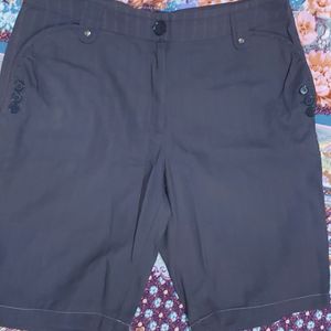 2 Men's Shorts