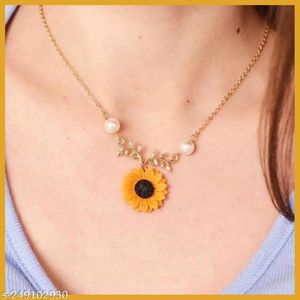 Buy Sunflower Necklace Get Ring Free✨