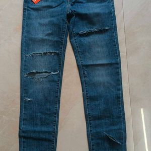 New With Tag Boyfriend Fit Jeans