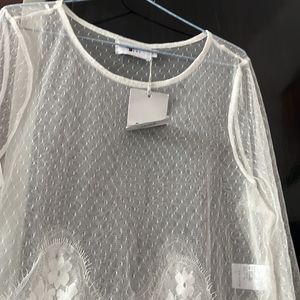 Cute Net Off White Top