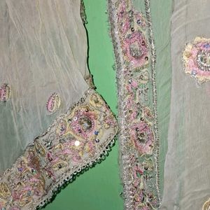 Dupatta Pickup 1