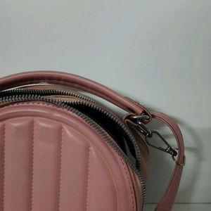 cute and pinteresty peach colour sling bag