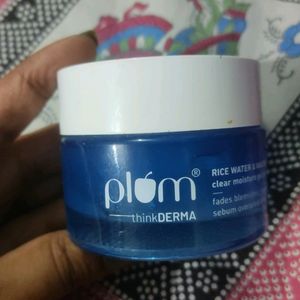 Plum Niacinamide Clear Moisturizer Gel