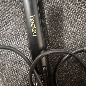 Hesley Brand Hair Straightener