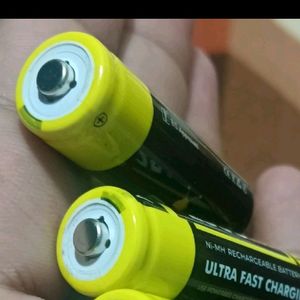 Rechargeable 2500mAh AA NiMH POWERBEE Battery