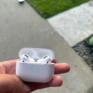 Airpod Pro 2nd Generation in white Colour