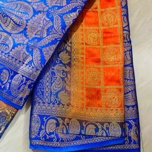 Pattu Saree Contrast Border