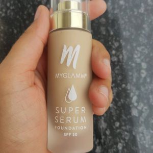 Myglamm Super  Foundation