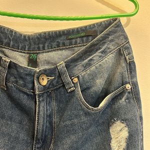 UNITED COLORS OF BENETTON BOYFRIEND FIT JEANS