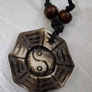 ying Yang Adjustable Chain Thread Pendant