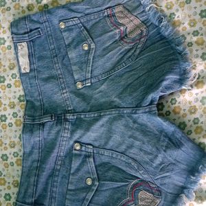 Short Denim Jeans