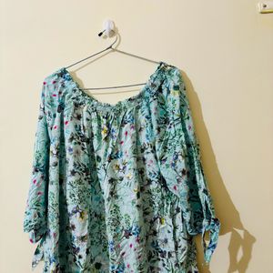 Off shoulder Floral Printed Top