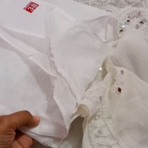 New With tag|Chikankari Kurta+INNER