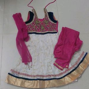 Very beutiful frock suit &net duppata for princess