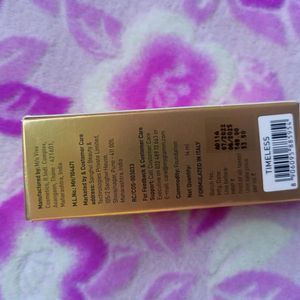 Myglamm Treat Love Care Age Defying Foundation