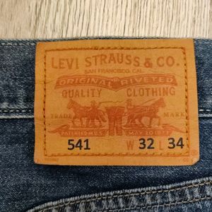 Sc3679 Levi's Jeans Waist 32