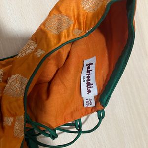 Brand new Fabindia Silk Lahanga Choli Dupatta4-6yr